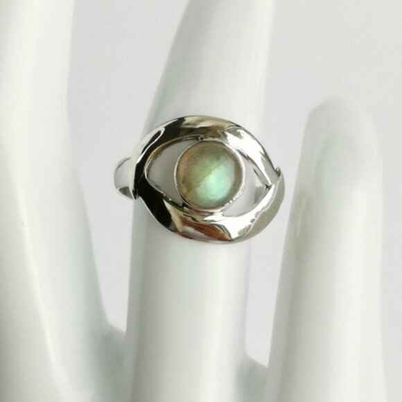 JEM Designs Shop Jewelry - Pastel Green Labradorite Sterling Silver Ring Size 6.5